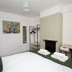 Carlton House 3 Bedroom House By Cliftonvalley