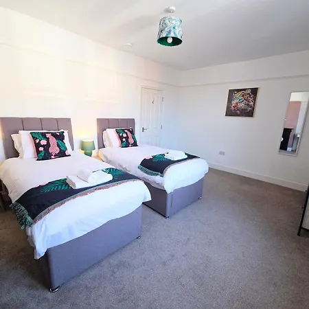 度假居 Carlton House 3 Bedroom House By Cliftonvalley