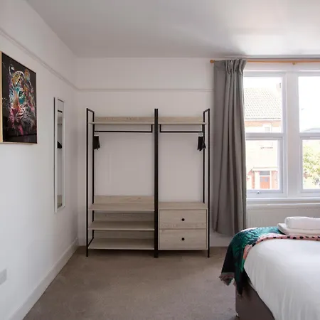 度假居 Carlton House 3 Bedroom House By Cliftonvalley