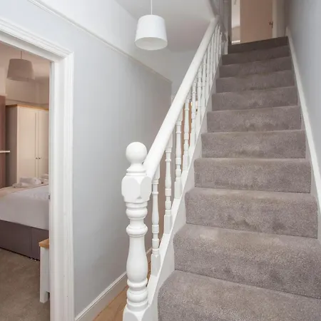 Carlton House 3 Bedroom House By Cliftonvalley * 布里斯托