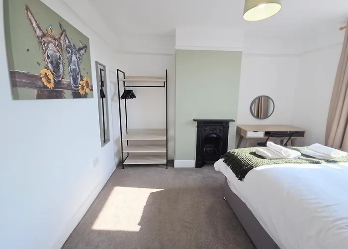 Carlton House 3 Bedroom House By Cliftonvalley Dom wakacyjny