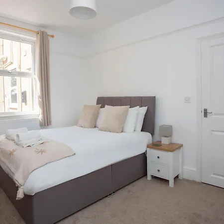 Vakantiehuis Carlton House 3 Bedroom House By Cliftonvalley Bristol