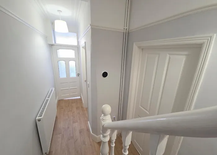 Carlton House 3 Bedroom House By Cliftonvalley Vakantiehuis Bristol