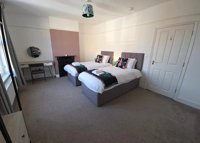 Carlton House 3 Bedroom House By Cliftonvalley Vakantiehuis